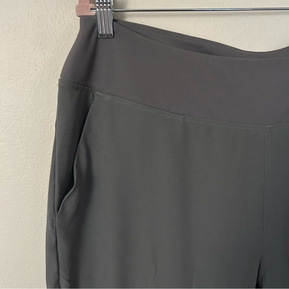 Patagonia Gray Activewear Bottoms - Picture 4 of 9